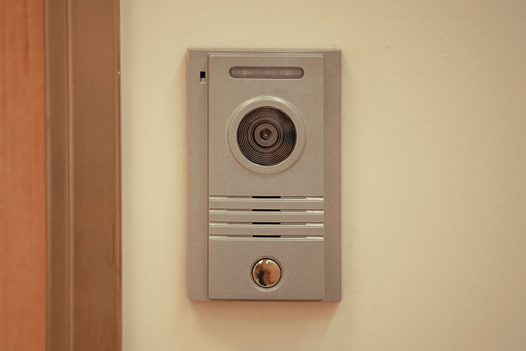 Guard Against Door-to-Door Alarm Scams